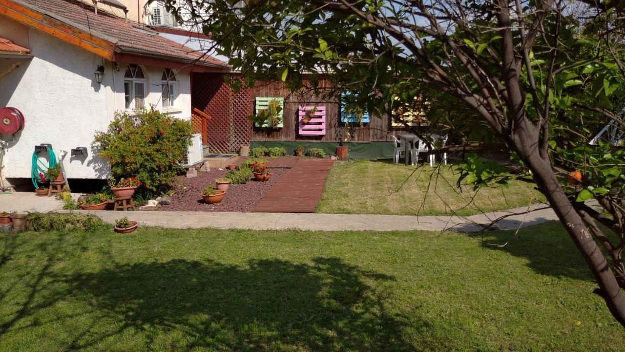 Jordan Valley One Room Apartment Menaẖemya Екстериор снимка